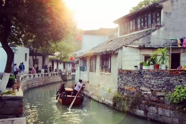 男子酒后驾车去买彩票,中了扣证罚款“大奖”